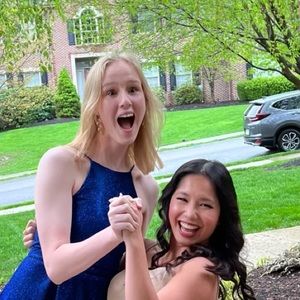 Meet your Posher, Julia